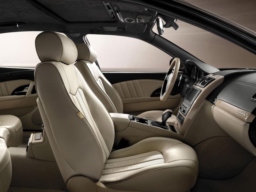  Maserati Quattroporte Executive GT 2009 года  (фото 2 из 5)